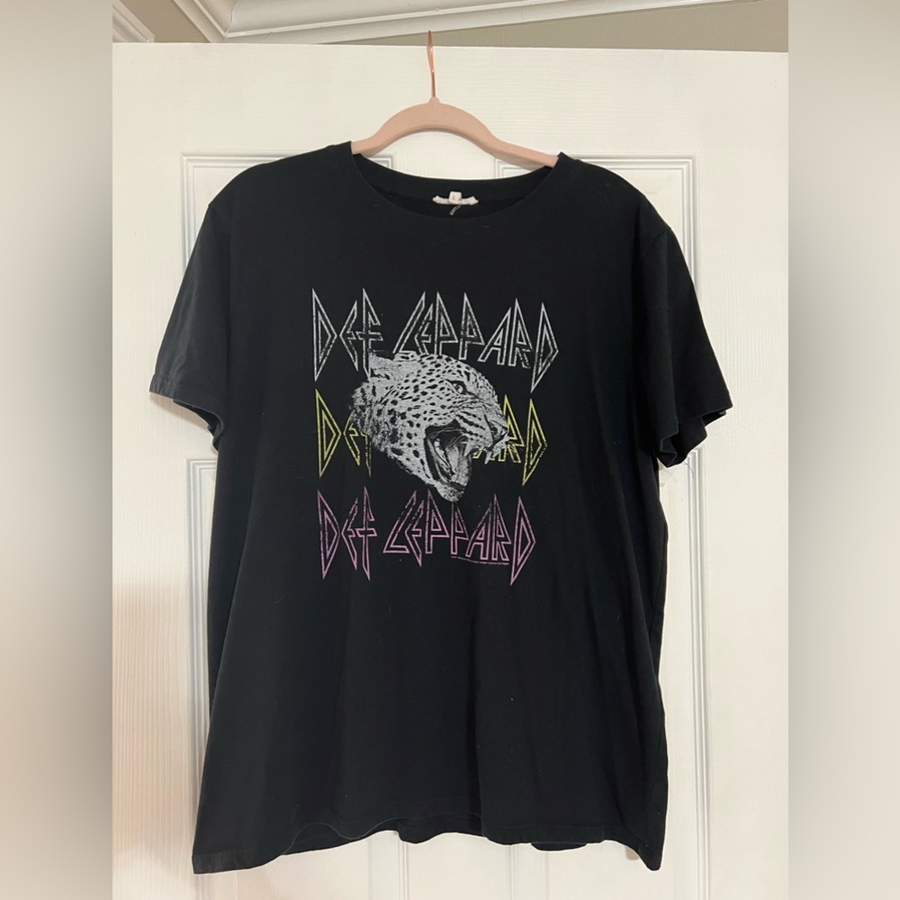 Maurcies Tee Shirt